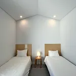 Casa Do Meio #3 *