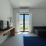 Διαμέρισμα Casa Do Meio #3 *